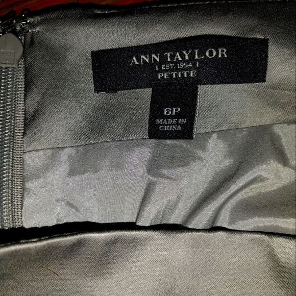 Ann Taylor midi skirt - Picture 4 of 5